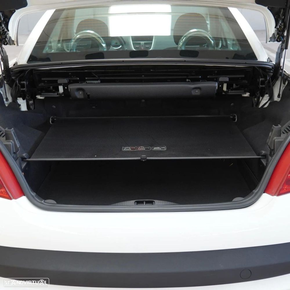 Peugeot 207 CC 1.6 SE 200 Anos - 39