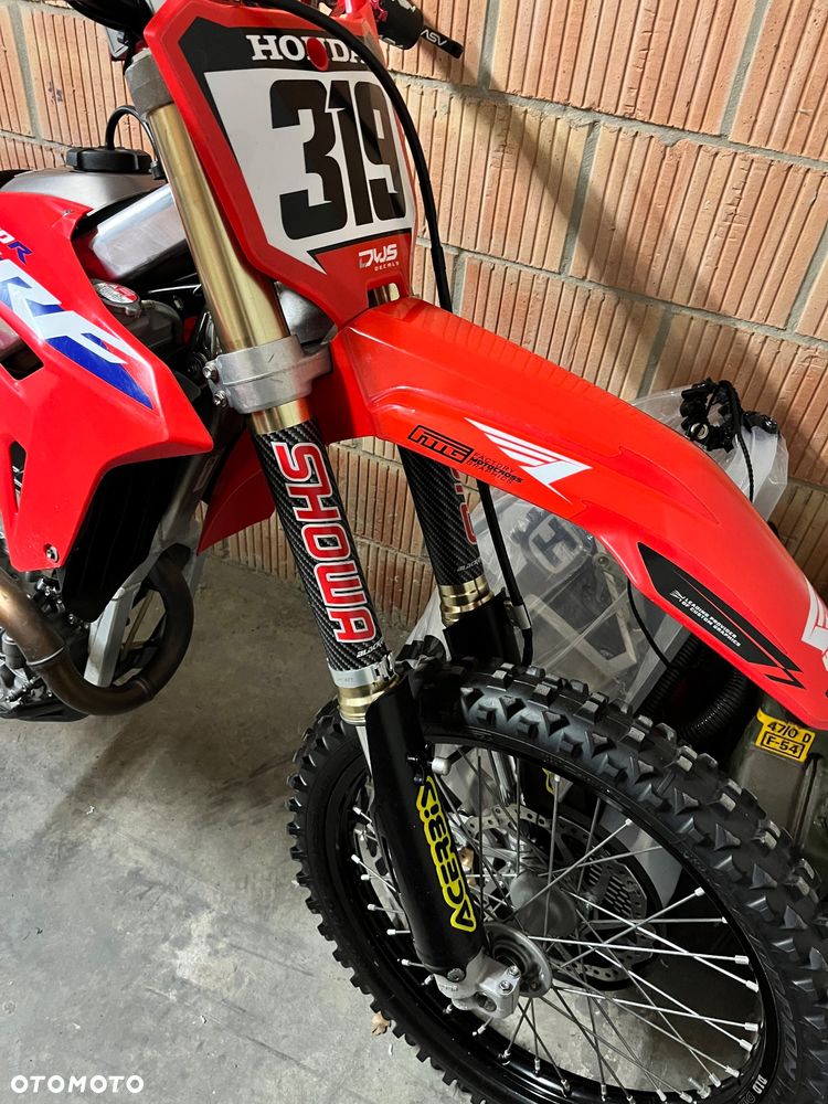 Honda CRF - 12