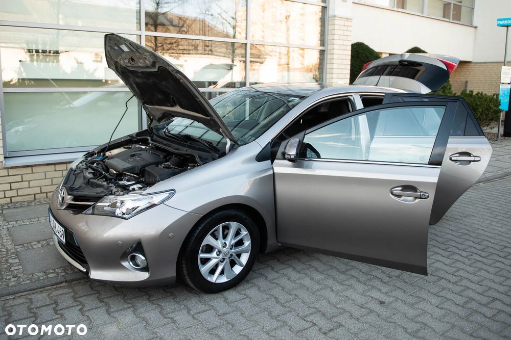 Toyota Auris - 8