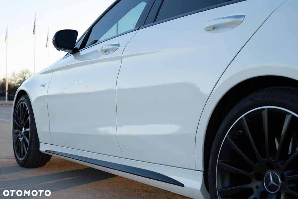 Mercedes-Benz Klasa C AMG 43 4Matic AMG TCT 9G - 15