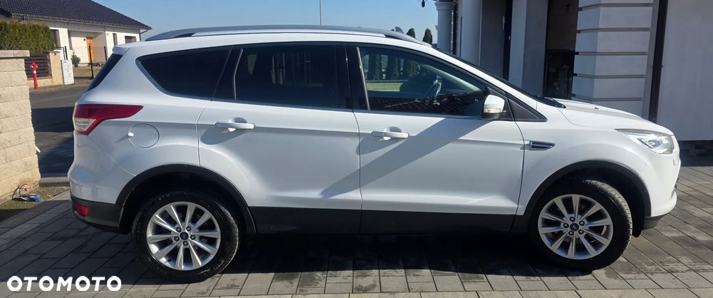 Ford Kuga 2.0 TDCi 2x4 Individual - 4