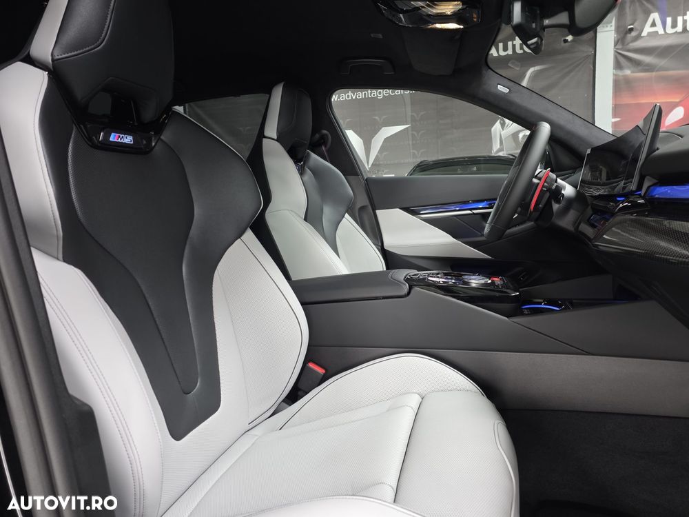 BMW M5 xDrive AT PHEV - 13