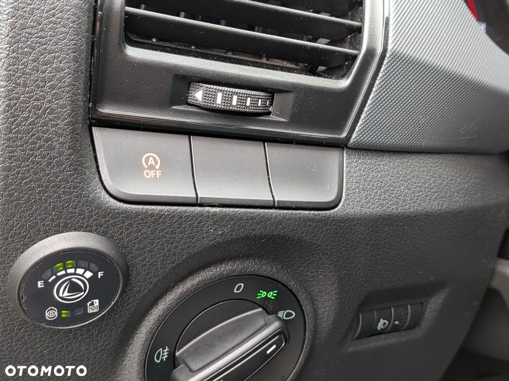 Skoda Fabia 1.0 Ambition - 15