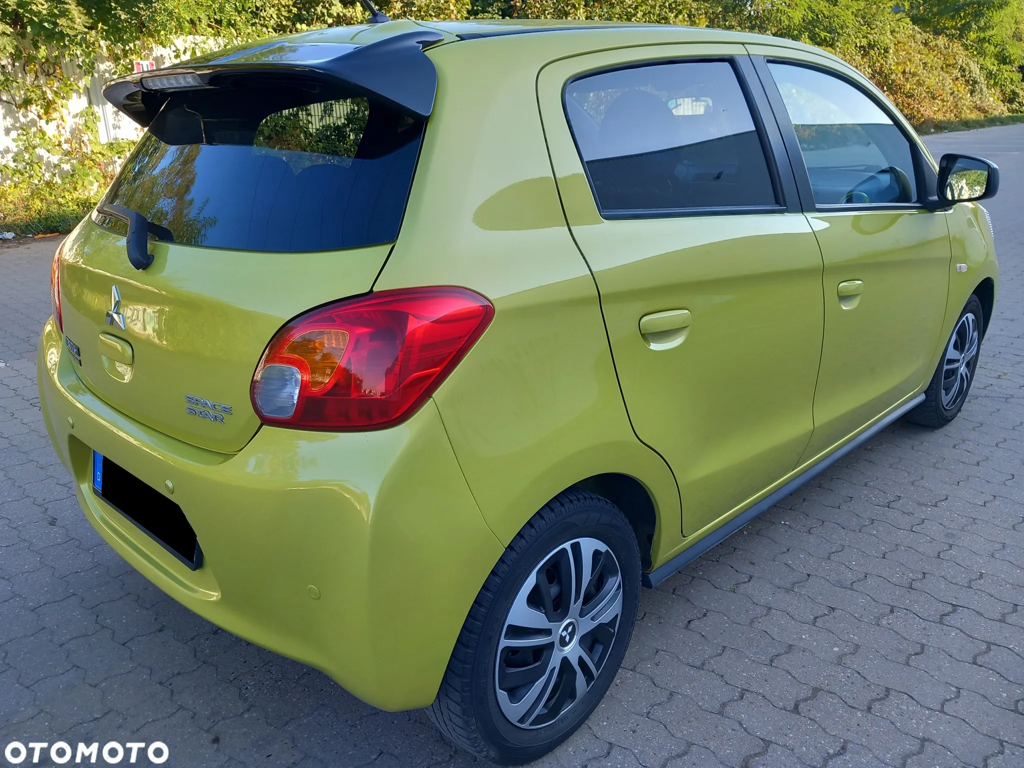 Mitsubishi Space Star 1.2 Clear Tec CVT Klassik Kollektion+ - 6