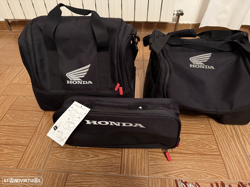 Honda Africa Twin CRF1000A - 16