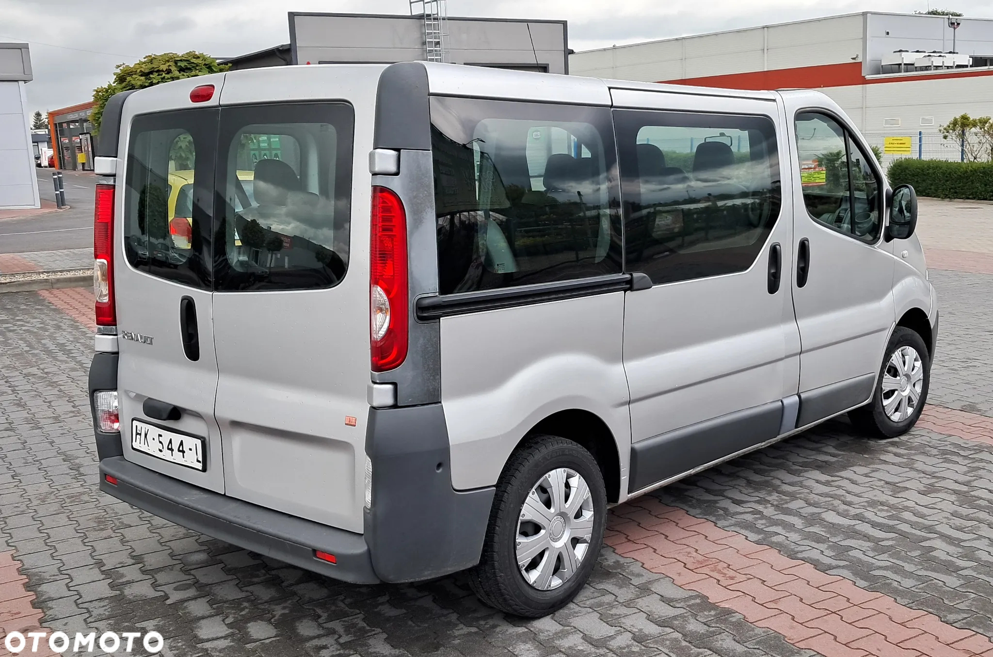 Renault Trafic 2.0 dCi 90 Combi L1H1 - 4