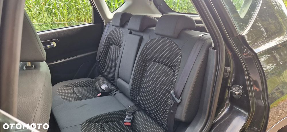 Nissan Qashqai 1.6 visia - 18