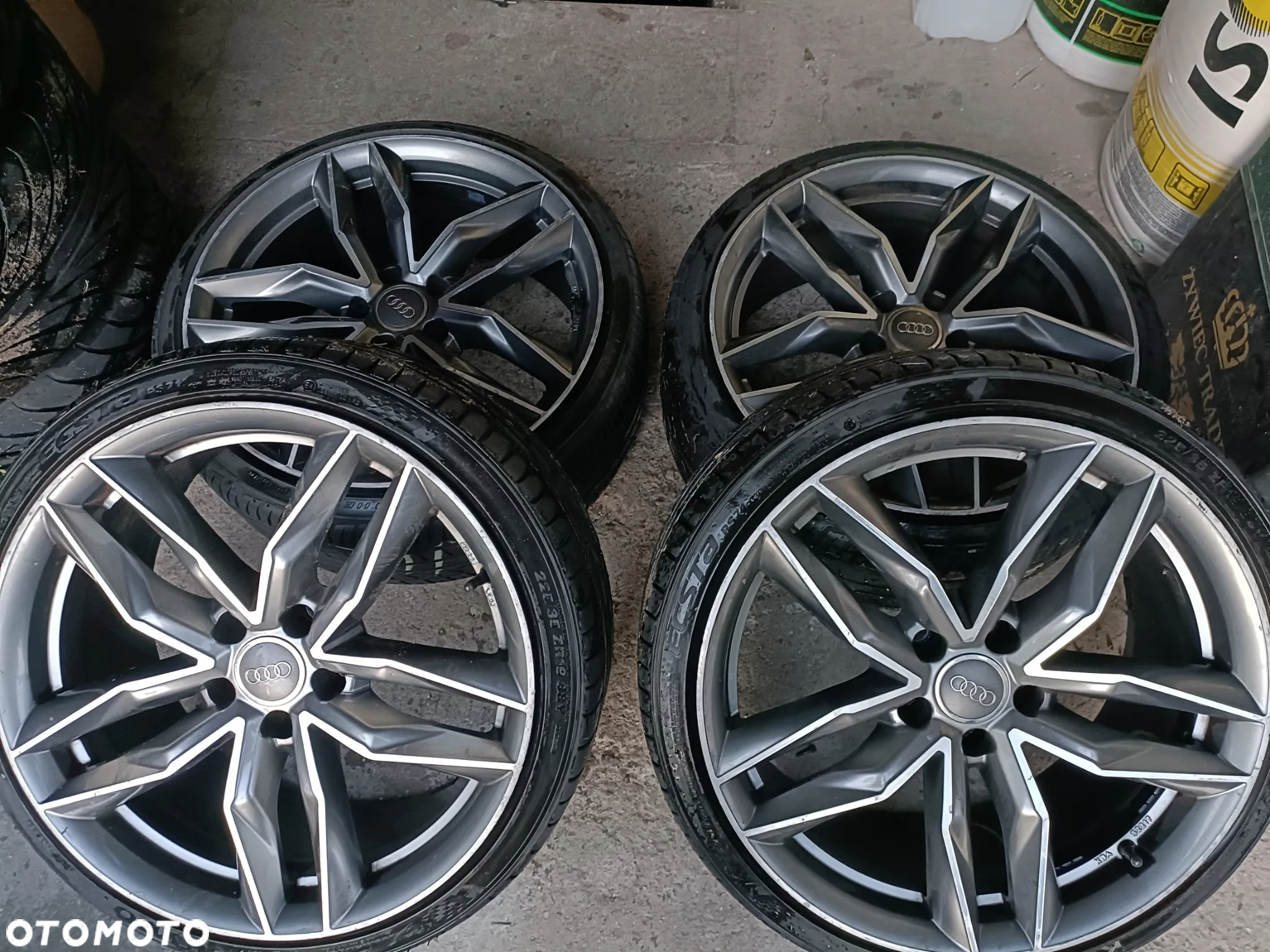Felgi z oponami 19'' Audi - 2