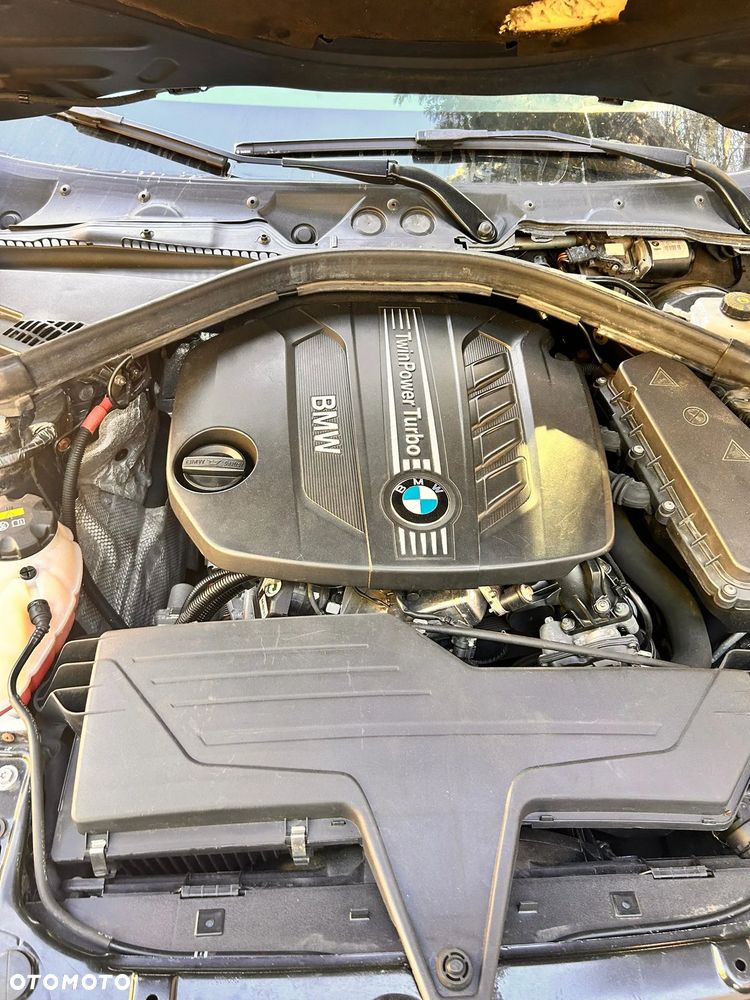 BMW Seria 3 316d - 10