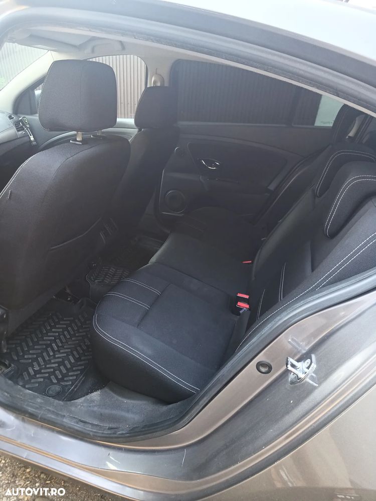 Renault Fluence 1.5 dCi Pro - 6