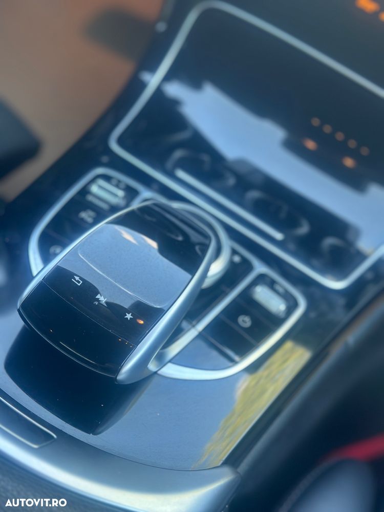 Mercedes-Benz C 220 CDI DPF Automatik BlueEFFICIENCY Avantgarde - 13