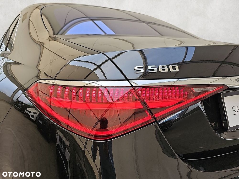 Mercedes-Benz Klasa S 580 4-Matic 9G-TRONIC - 35