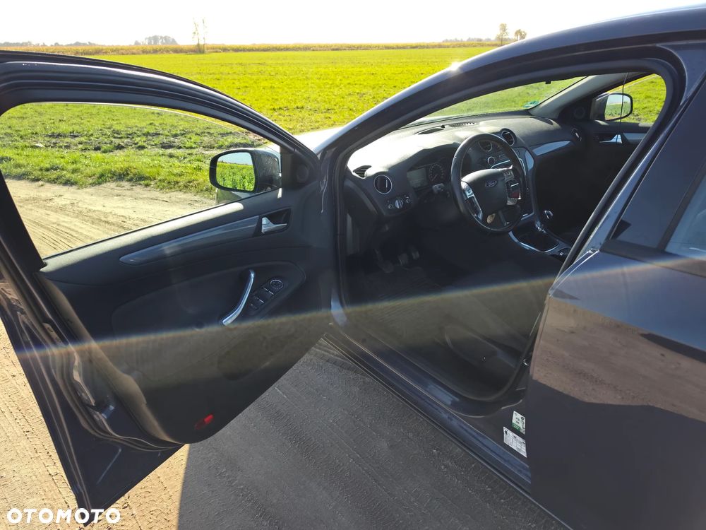 Ford Mondeo 2013 photo 3