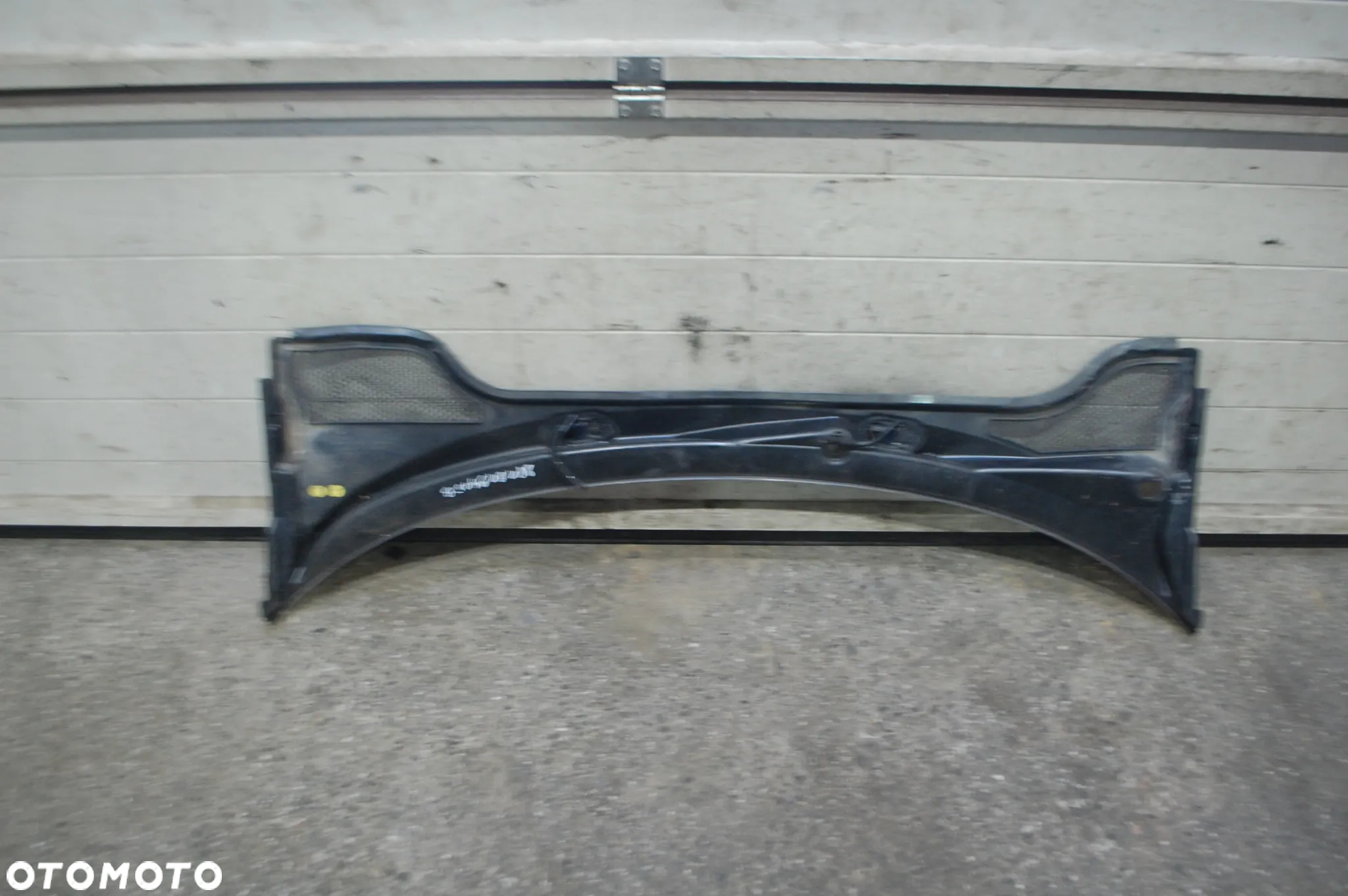 PODSZYBIE AUDI A3 8P 8P1819415B - 2