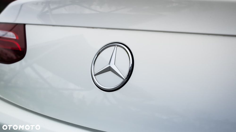 Mercedes-Benz Klasa E 200 9G-TRONIC AMG Line - 24