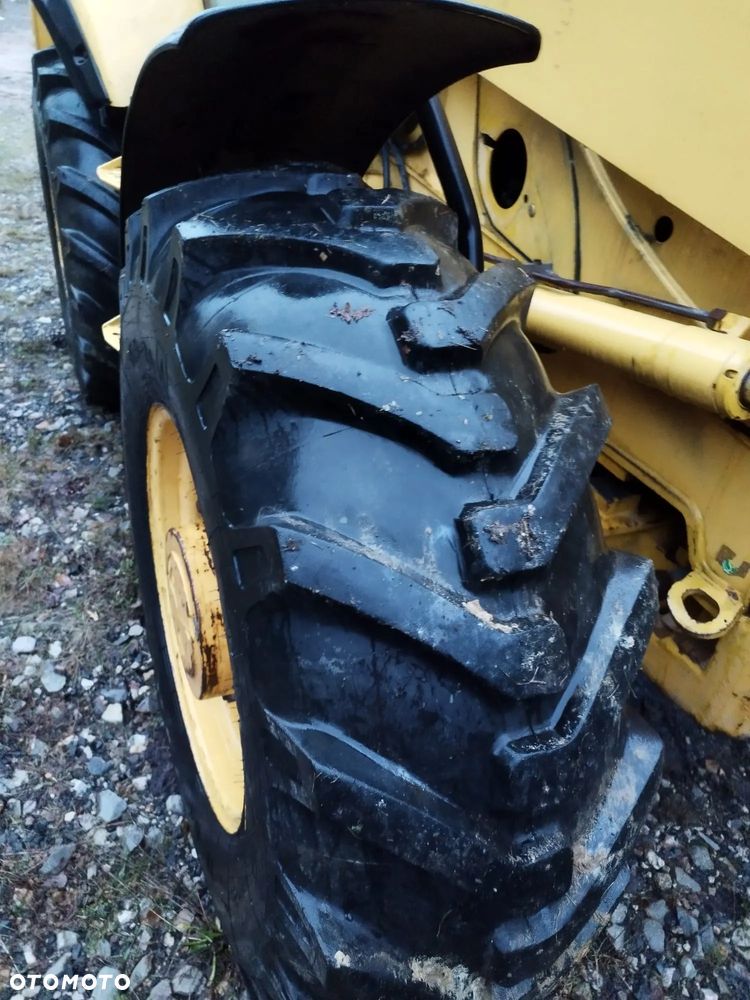 Komatsu WB97S - 2
