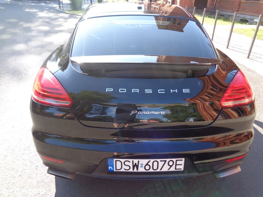 Porsche Panamera 4 - 7