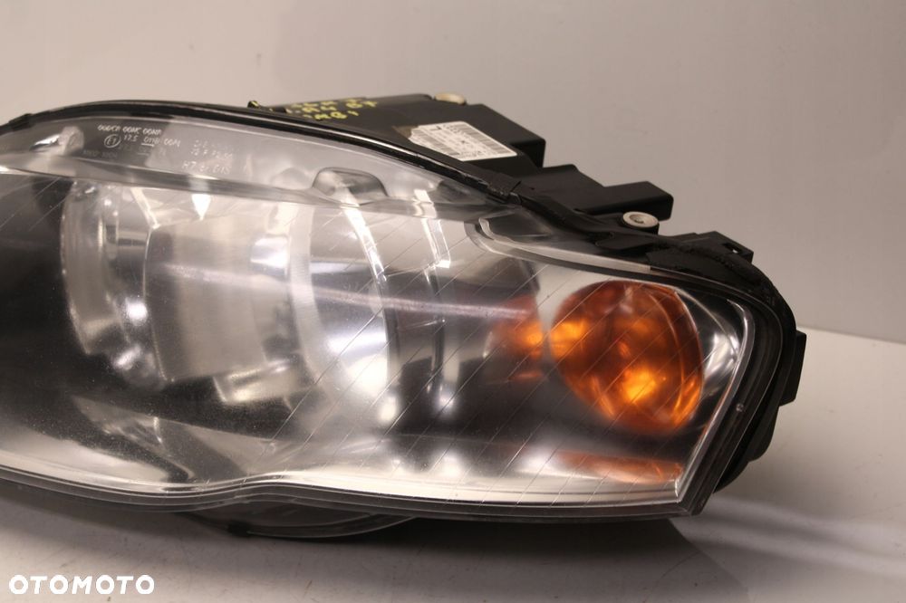 AUDI A4 B7 04R- REFLEKTOR LAMPA LEWY PRZÓD LEWA PRZEDNIA - 2