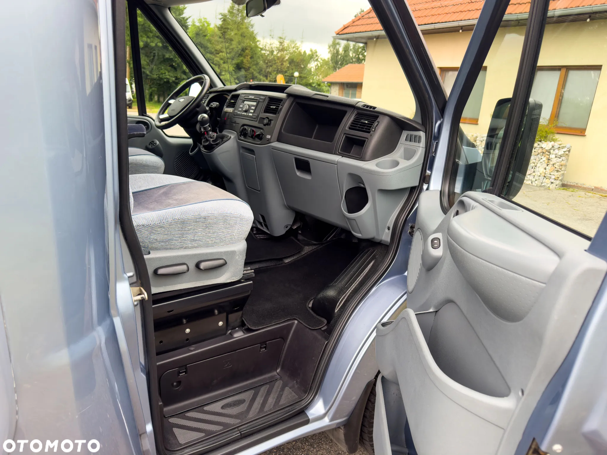 Ford TRANSIT BURSTNER - 25