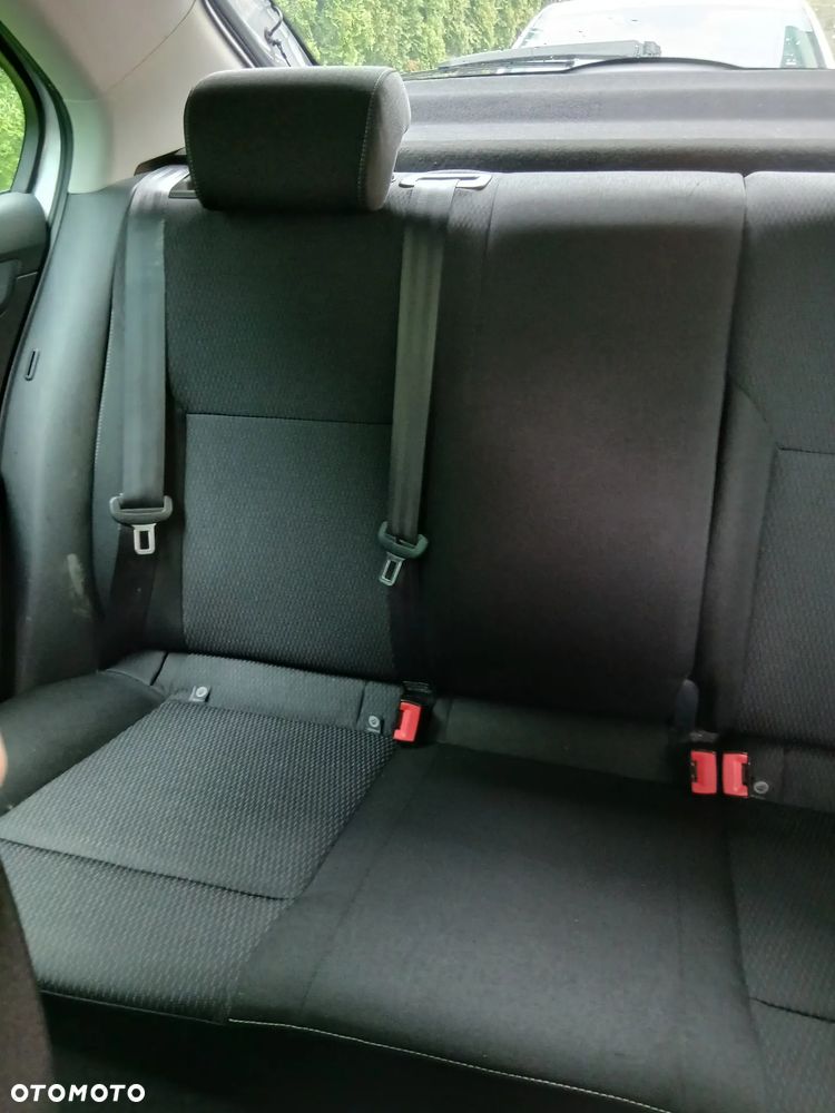Skoda RAPID - 10