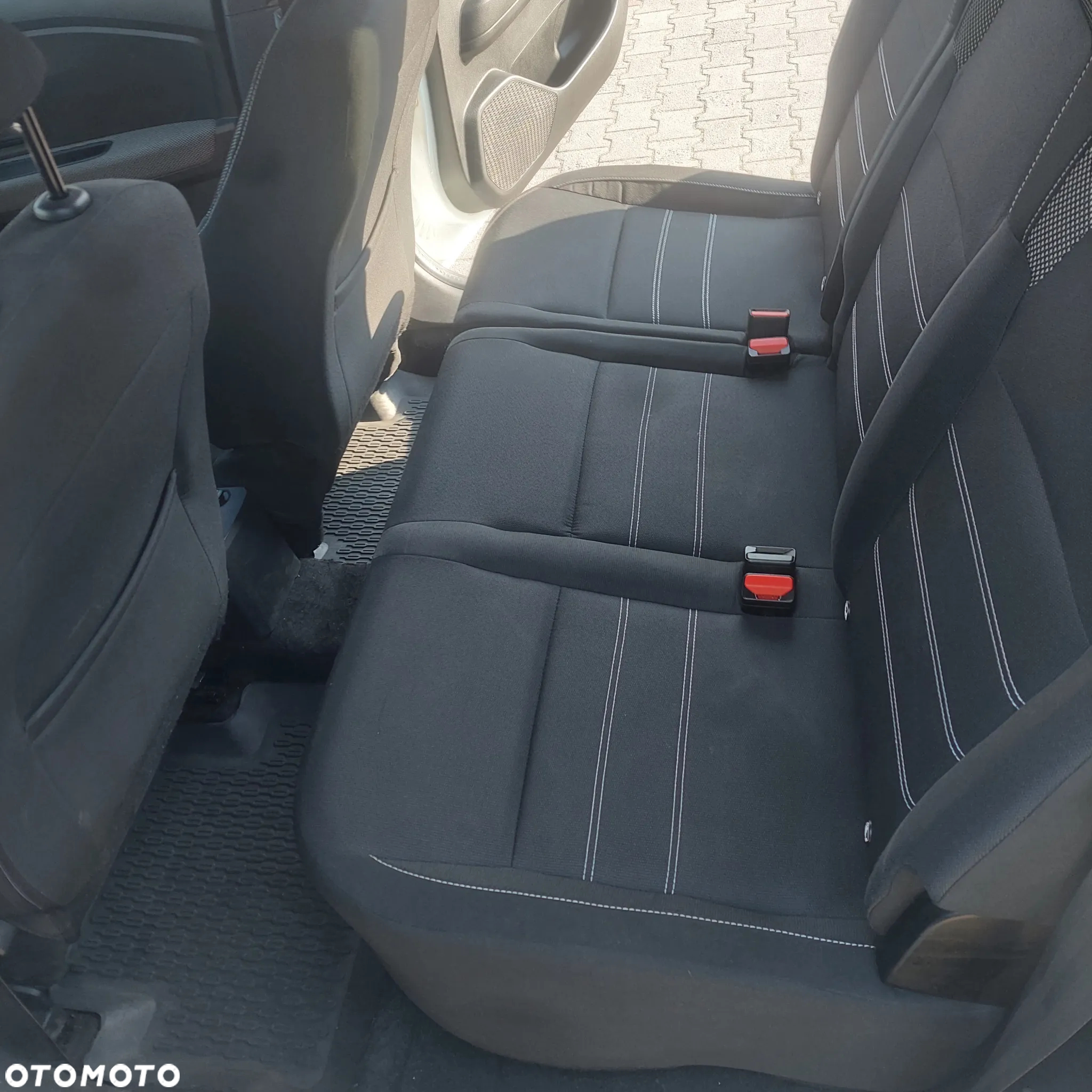 Dacia Jogger 1.0 TCe Comfort 7os - 17