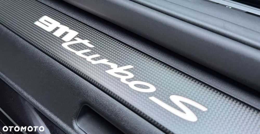 Porsche 911 Turbo S - 9