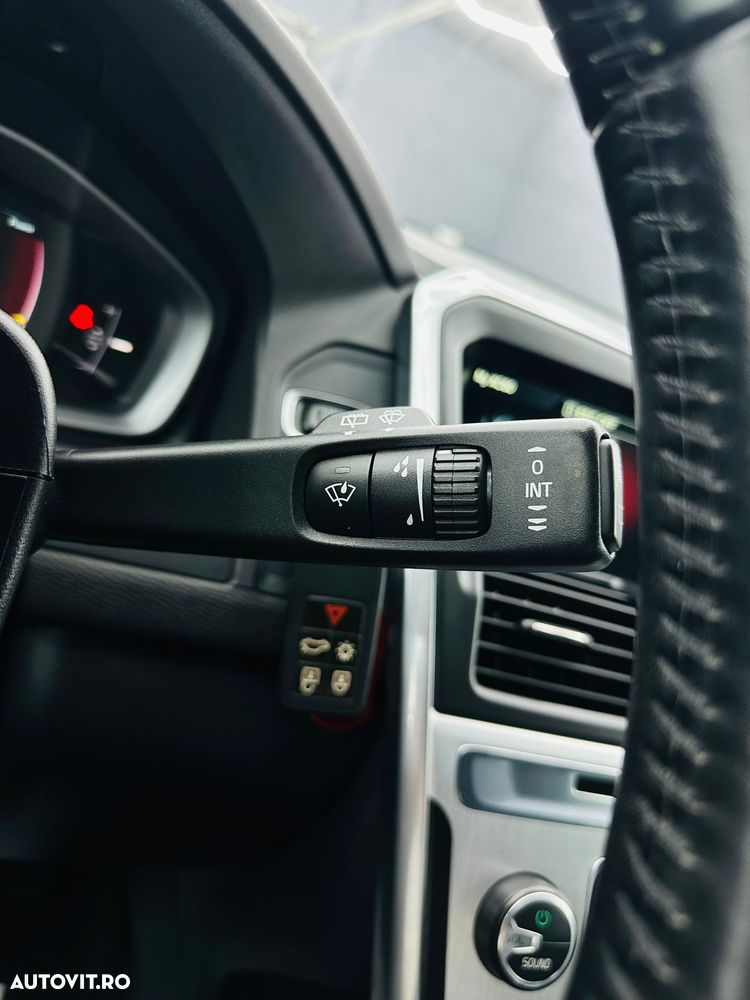 Volvo XC 60 D3 Ocean Race - 28