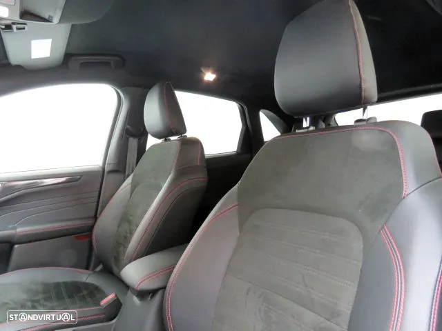 Ford Kuga 2.5 PHEV ST-Line X - 11