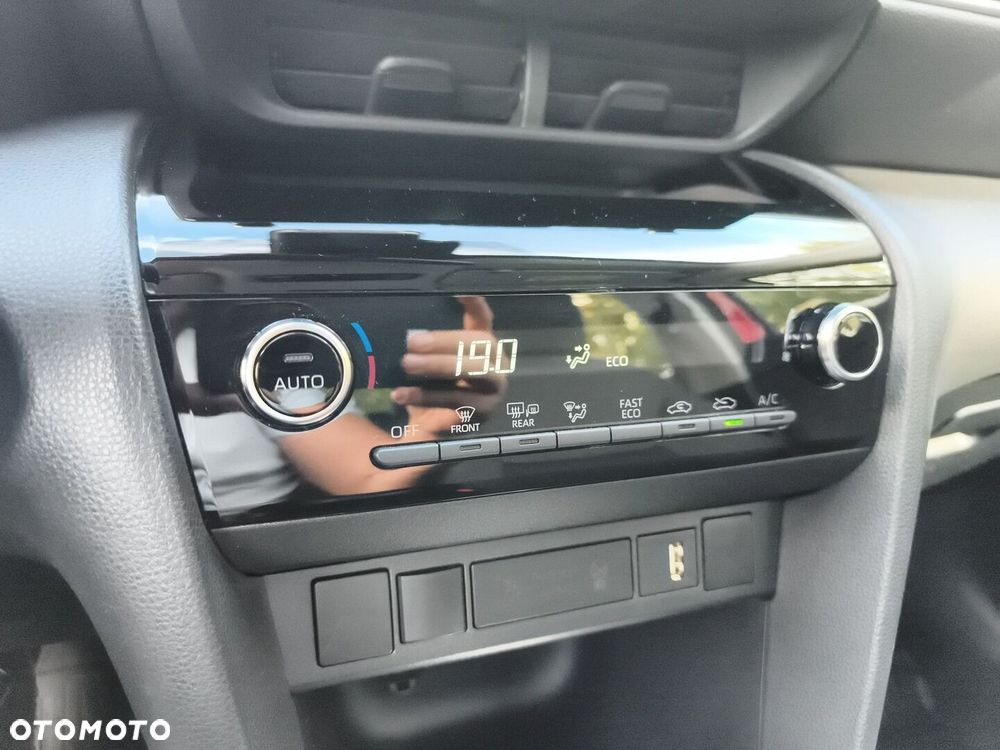 Toyota Yaris Cross Hybrid 1.5 Comfort - 26