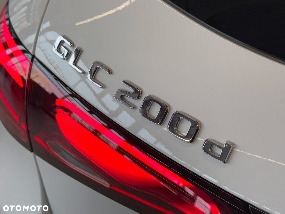 Mercedes-Benz GLC - 7