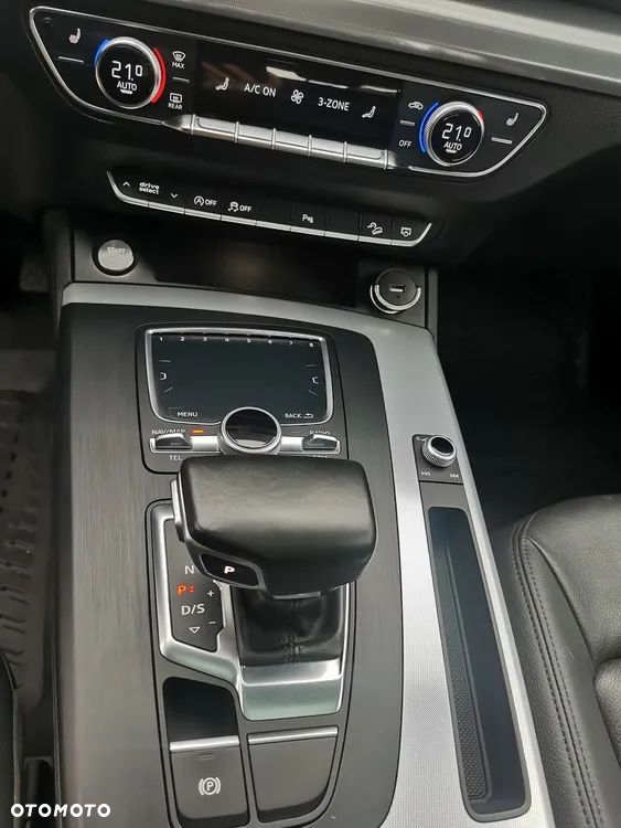 Audi Q5 2.0 TFSI Quattro Sport S tronic - 27