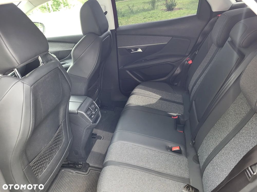 Peugeot 3008 BlueHDi 130 Stop & Start Allure - 11