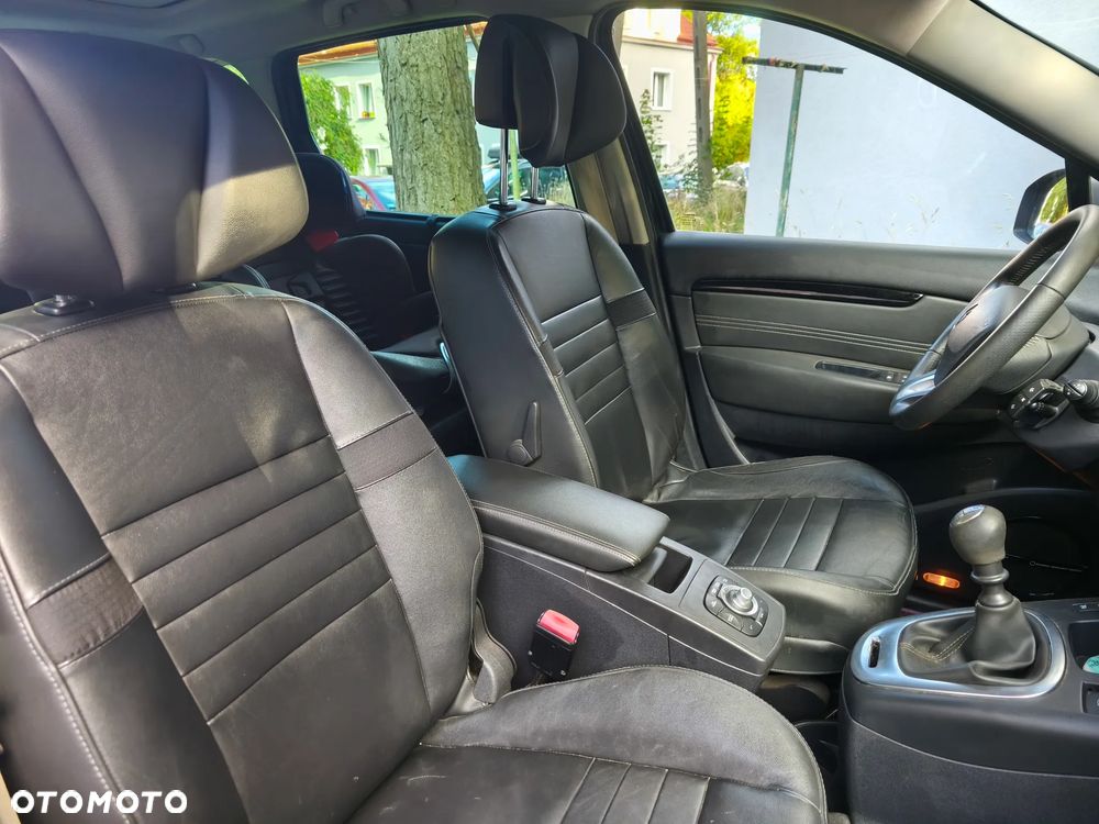 Renault Scenic - 6