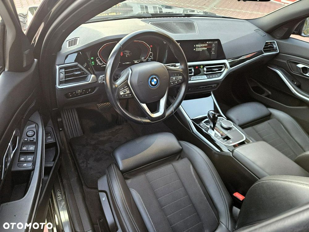 BMW Seria 3 - 14