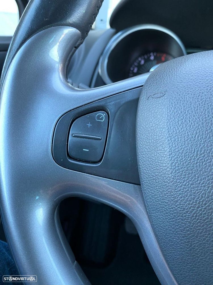 Renault Clio 1.5 dCi Limited - 20