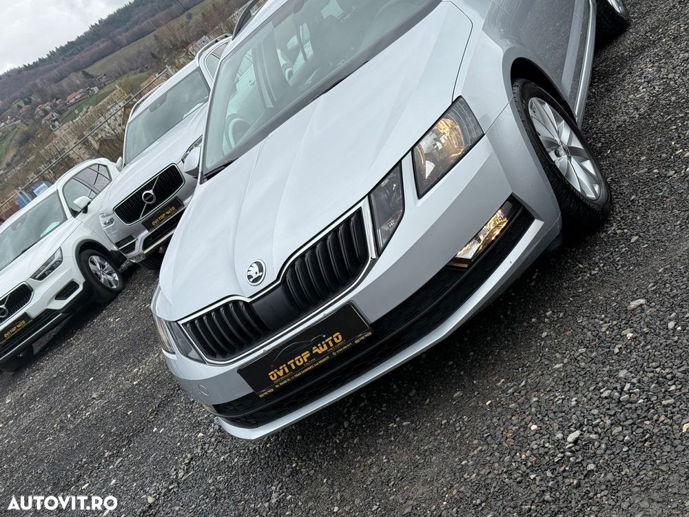 Skoda Octavia 1.6 TDI Ambition - 2