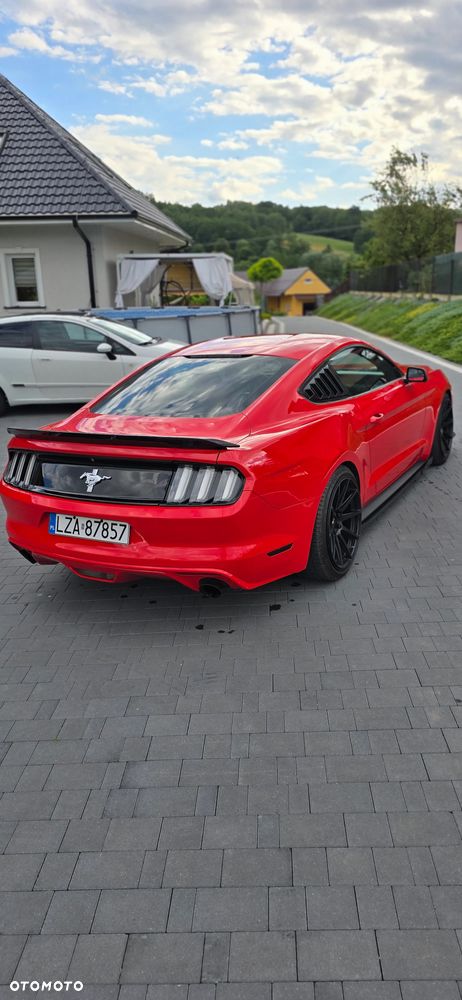 Ford Mustang - 11