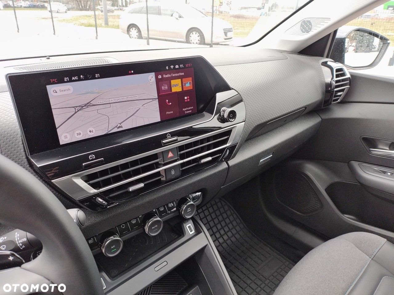 Citroën C4 1.2 PureTech Max S&S EAT8 - 15