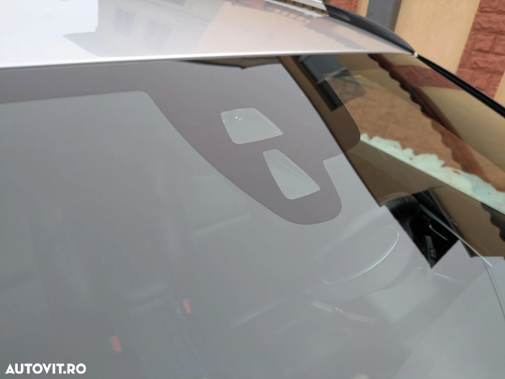 Volvo V40 D3 Aut Summum - 3