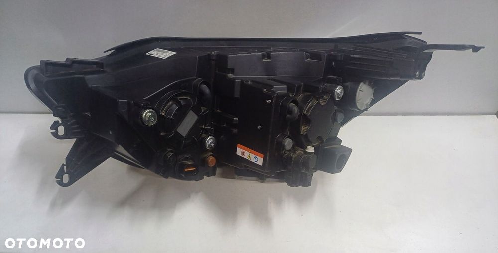 lampa prawy przód SSANGYONG REXTON XENON LED 17-20r EUROPA - 9