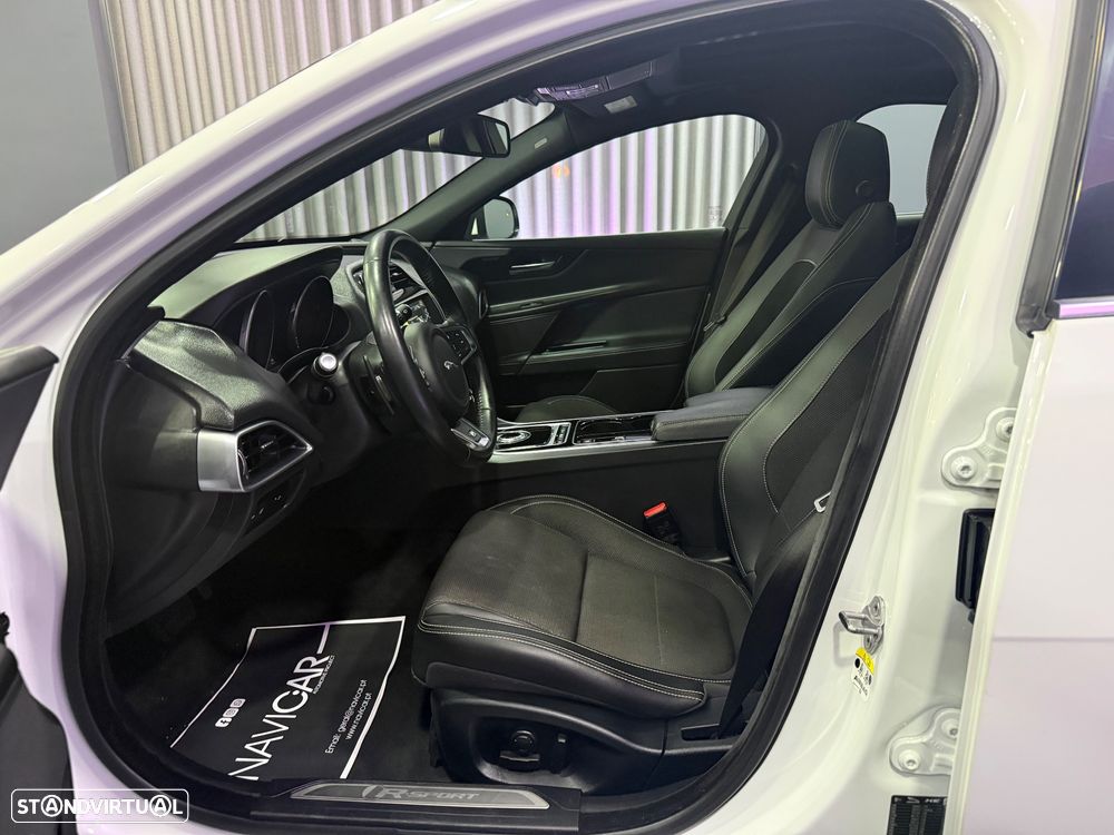 Jaguar XE 20d Aut. R-Sport - 12