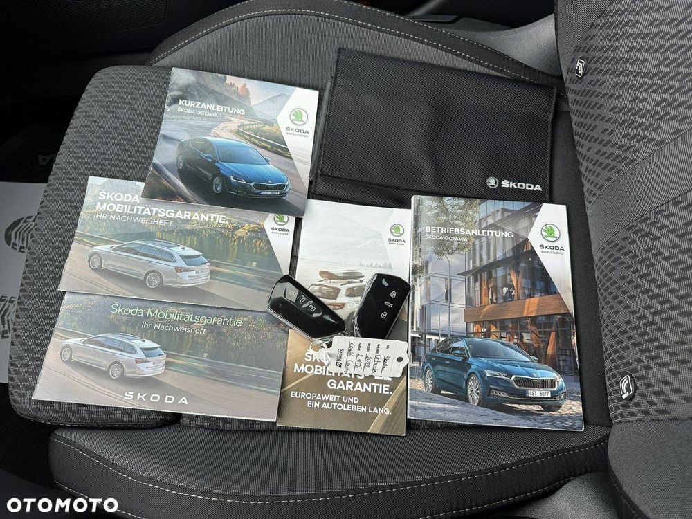 Skoda Octavia 2.0 TDI DSG Clever - 11