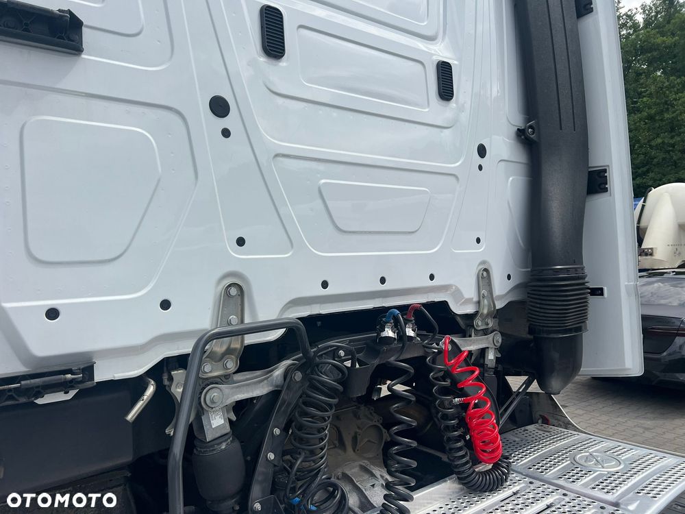 Mercedes-Benz Actros 1848LS - 12