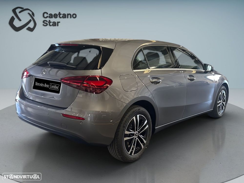 Mercedes-Benz A 250 e - 4
