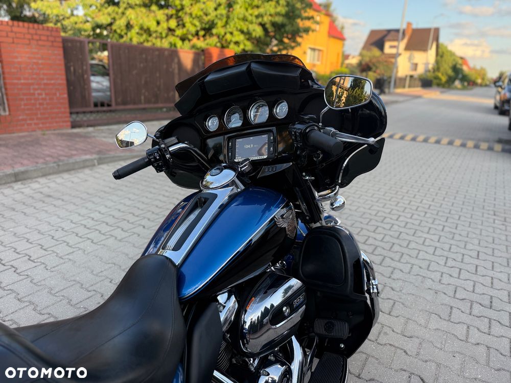 Harley-Davidson Touring Ultra Limited - 11