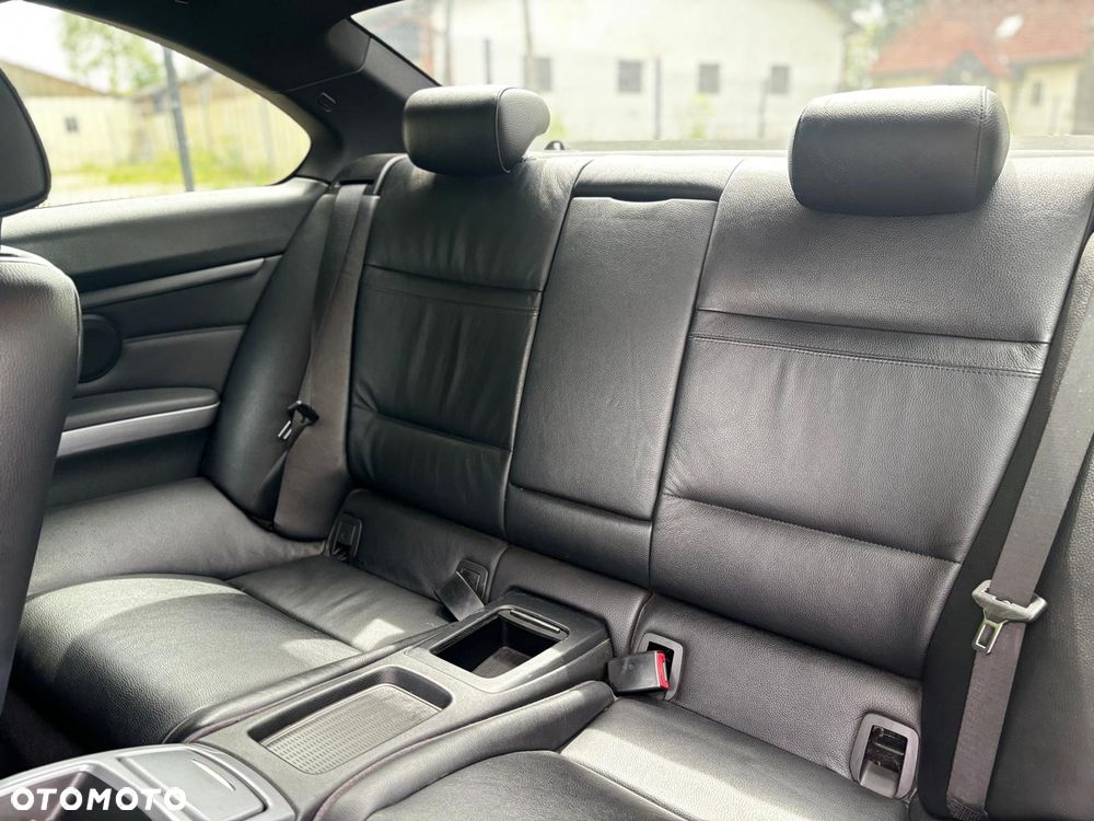 BMW Seria 3 320i Edition Exclusive - 10