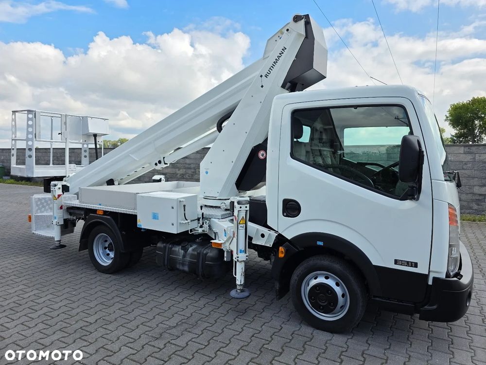 Nissan Ruthmann TB 270 - 5
