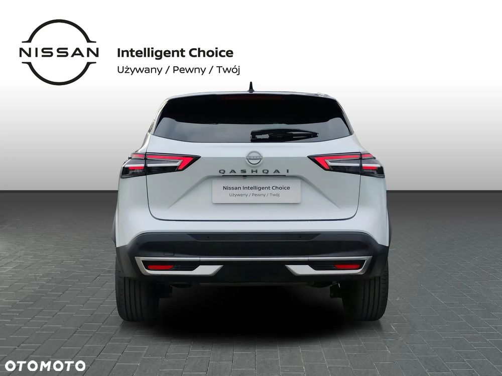 Nissan Qashqai 1.3 DIG-T MHEV N-Connecta Xtronic - 4