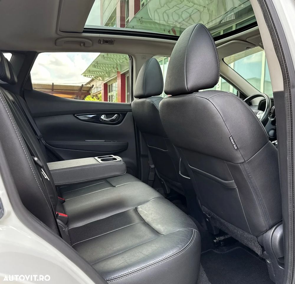 Nissan Qashqai 1.6 DCI TEKNA+ - 33
