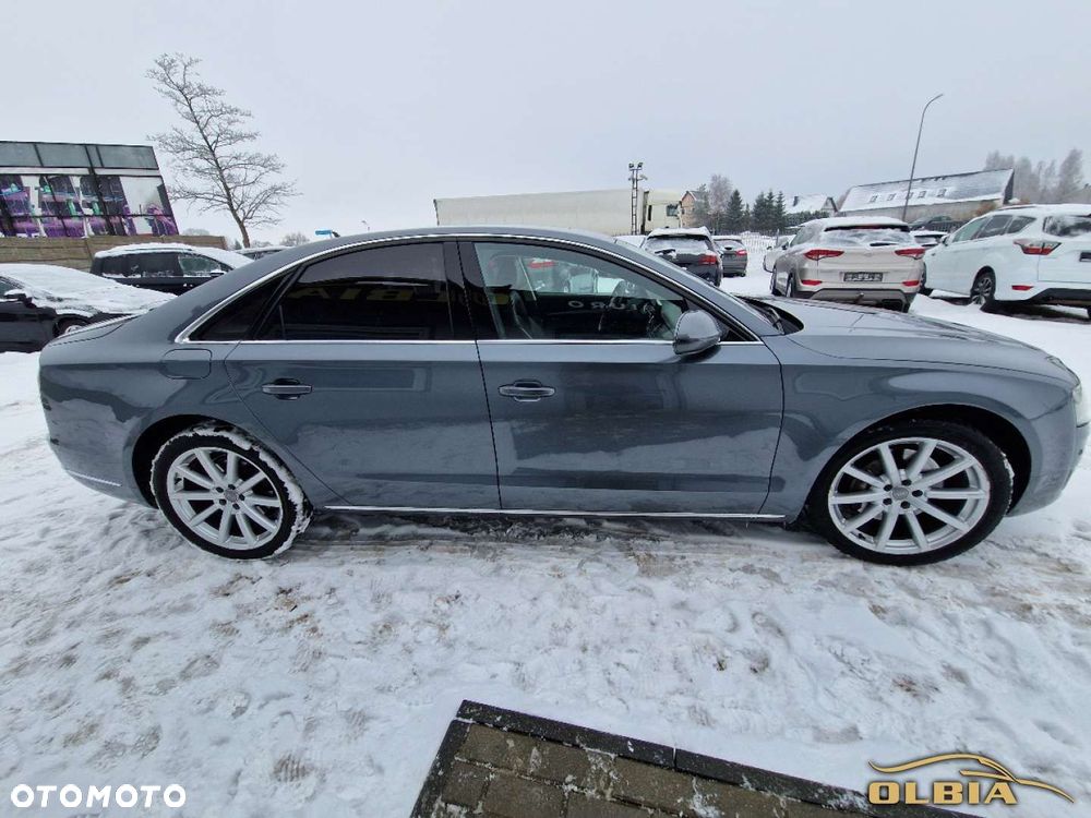 Audi A8 - 12